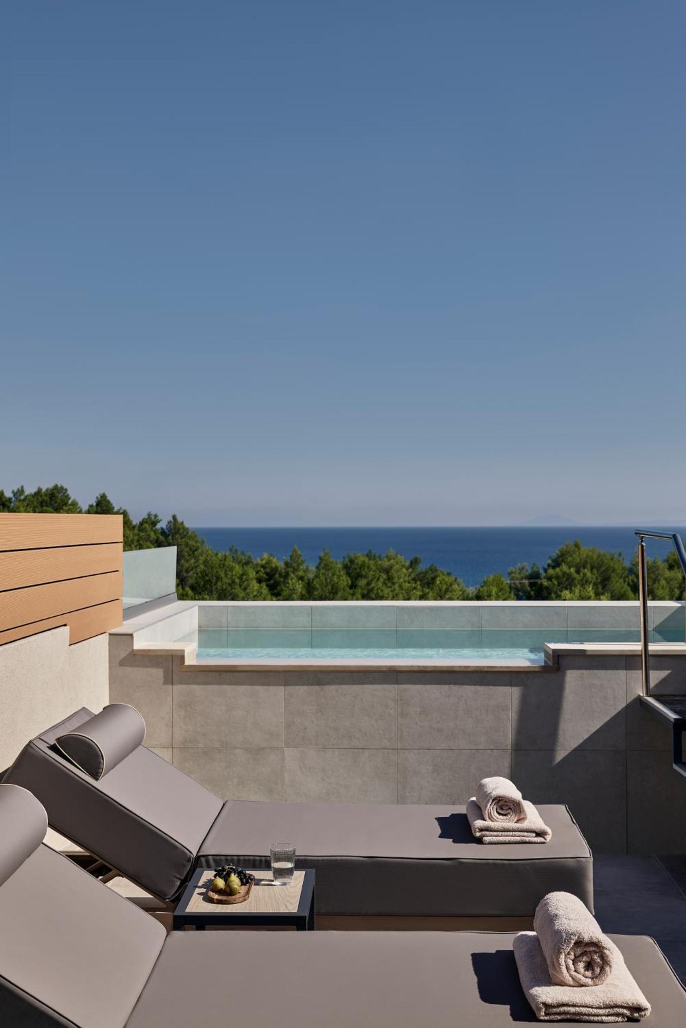Celestial All Suites Afrato Extérieur photo